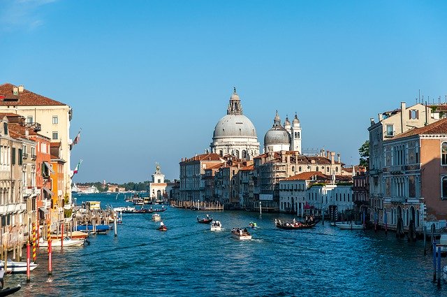 Pohled na Benátky